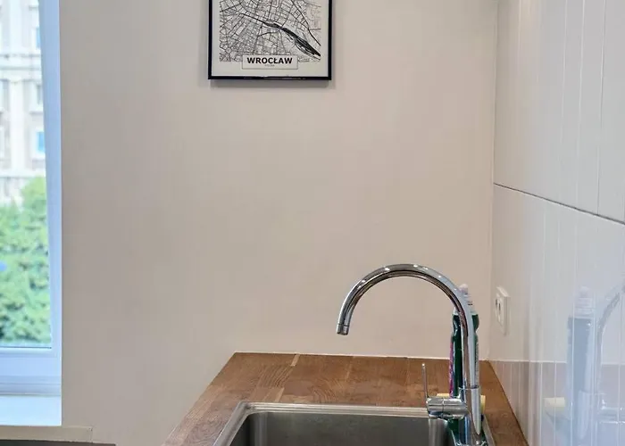 Apartman Comfort 2-room - By Hik Varsó